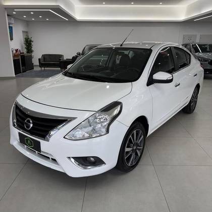 NISSAN VERSA 1.6 16V FLEXSTART UNIQUE 4P XTRONIC NISSAN VERSA 1.6 16V FLEXSTART UNIQUE 4P XTRONIC